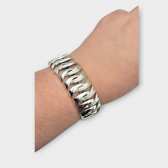 Coro Silver-Tone Link Vintage Bracelet  Mid-Century 1950s - Picture 1 of 8